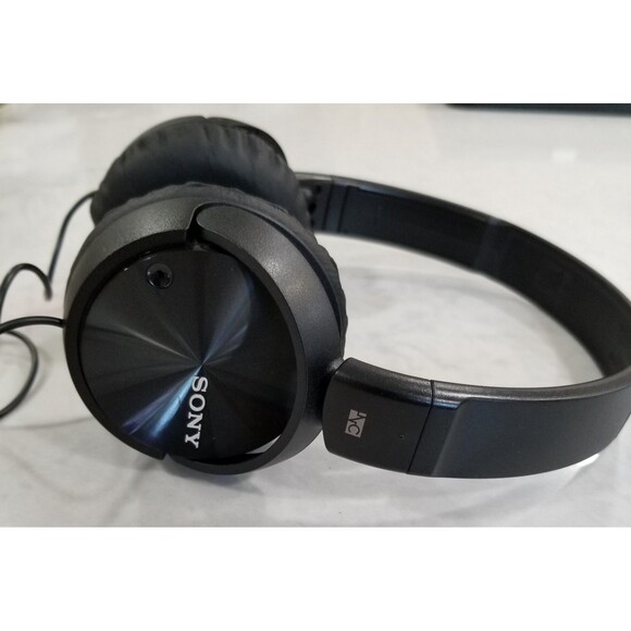 Sony MDR-ZX110NC Noise Canceling Headphones - Picture 6 of 7
